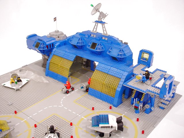 lego classic space base